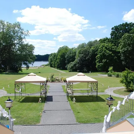 Gut Gnewikow Otel